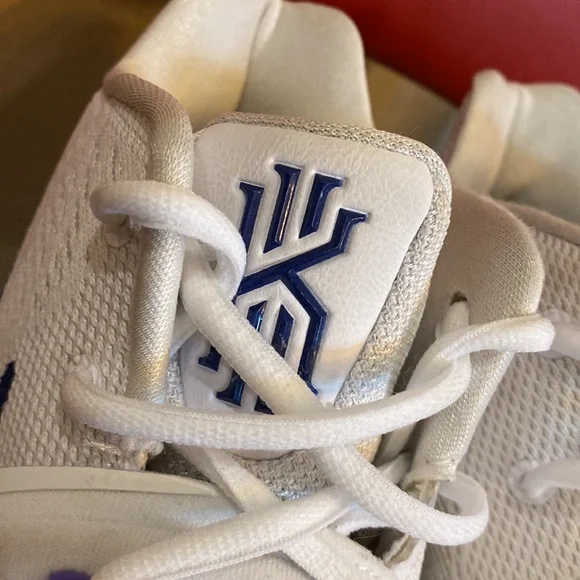 Nike Kyrie 5 “Have a Nike Day” - Picture 7 of 13